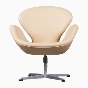 Swan Chair in Leather Arne Jacobsen for Fritz Hansen, 1960s-XNJ-1357436