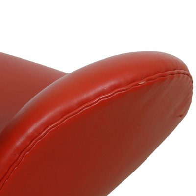 Swan Chair in Original Red Leather by Arne Jacobsen, 2000s-MTD-1769496