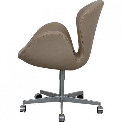 Swan Office Chair in Beige Leather by Arne Jacobsen-MTD-2017018