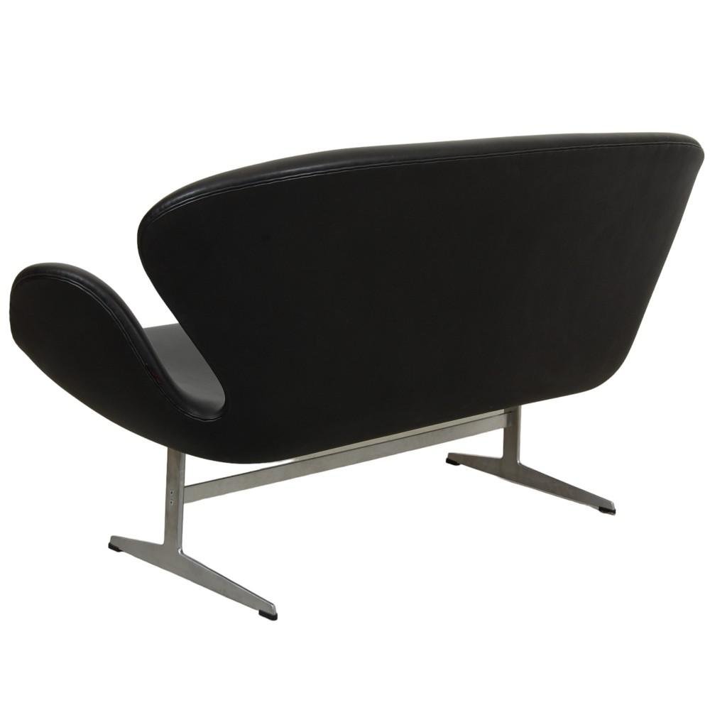 Swan Sofa in Black Grace Leather by Arne Jacobsen