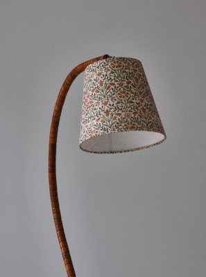 Swedish Art Deco Floor Lamp in Patinated Elm with William Morris Shade, 1930s-WRF-1793971