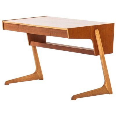 Swedish Desk-SC-831980