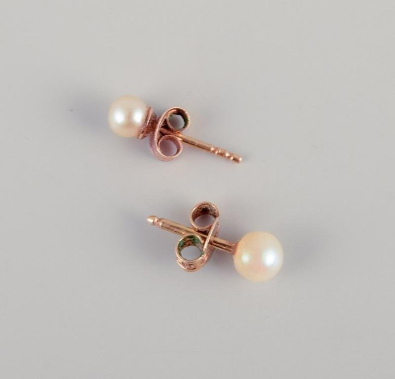 Swedish Ear Studs in 18 Karat Gold with Cultured Pearls, Set of 2