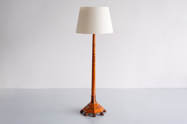 Swedish Grace Floor Lamp in Birch with Carved Paw Feet, 1920s-FMT-1183088