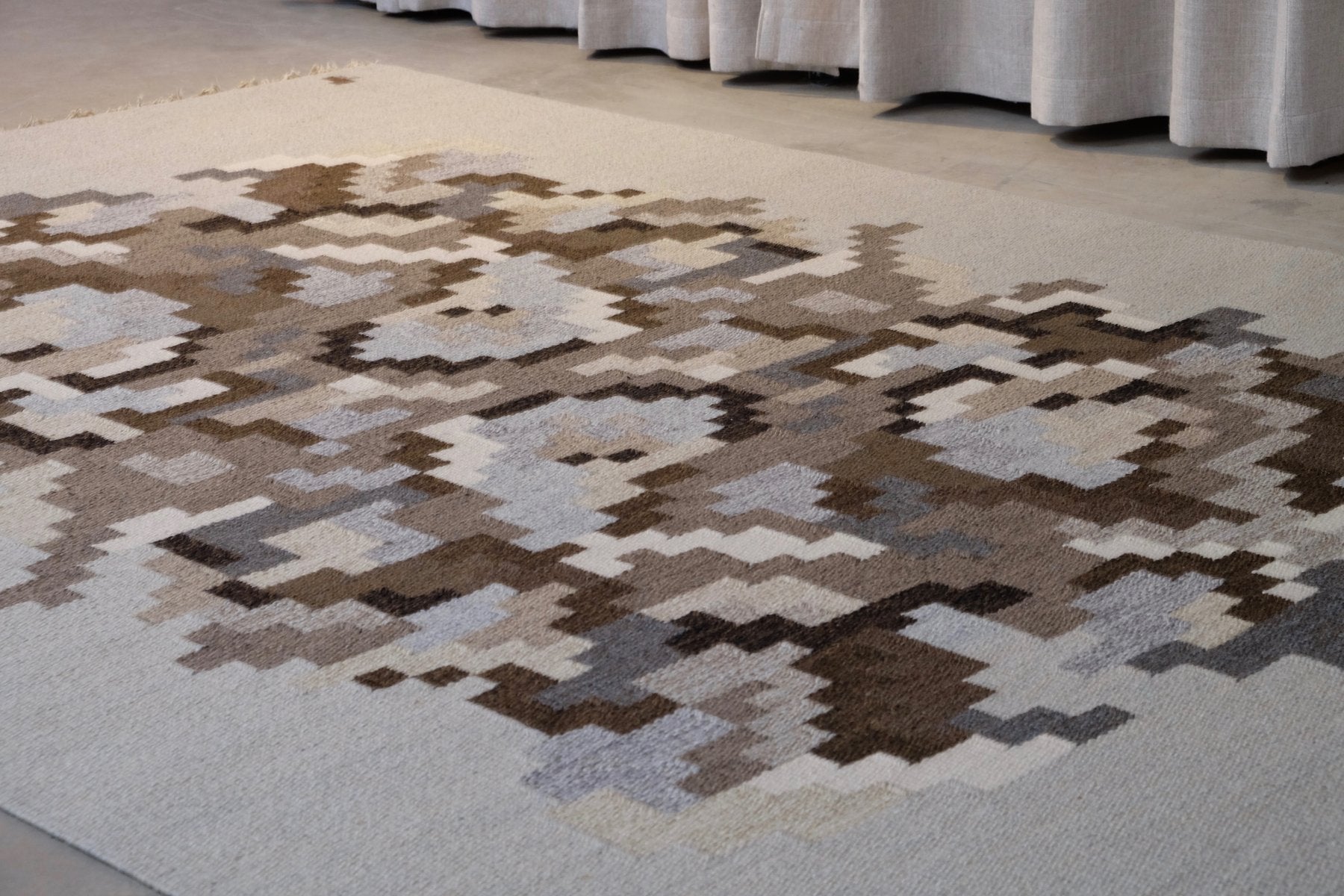 Swedish Model Korall Rug by Erik Lundberg by Vävaregården, 1950s