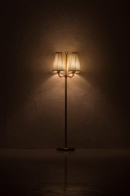 Swedish Modern Floor Lamp in Brass, 1940s-KO-1797712