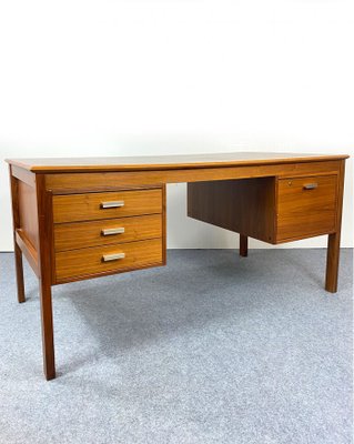 Swedish Rosewood Desk, 1970s-QFU-1017646