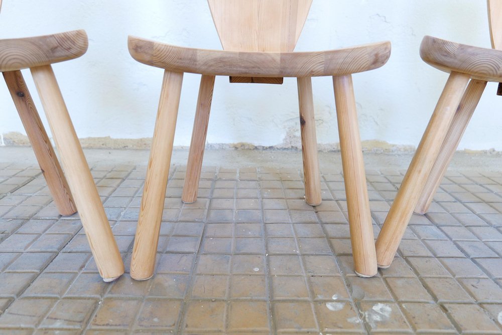 Swedish Sculptural Dining Chairs in Pine by Bo Fjaestad, 1930s, Set of 4