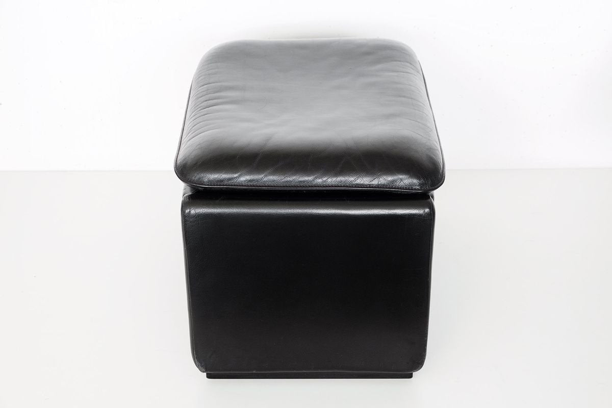 Swiss Buffalo Leather DS50 Stool from De Sede