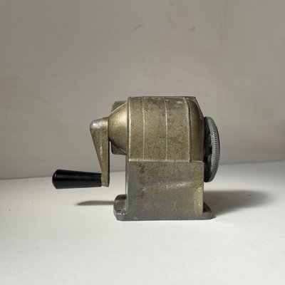 Swiss Machine Age Mechanical Pencil Sharpener from Wyna, 1940s-LCR-2042125