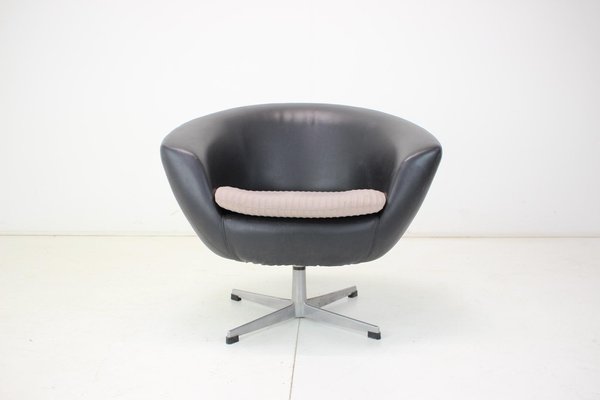 Swivel Chair, Cechoslovakia, 1970s-TZ-1364709