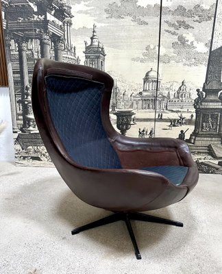 Swivel Leather Lounge Chair by Henry Walter Klein for Bramin, Denmark, 1960s-JP-1725402