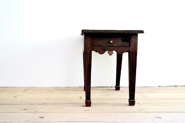 Table in Oak with Decoration-APD-1343587