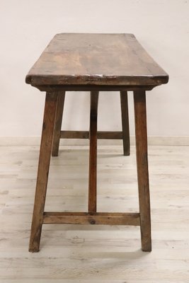 Table in Walnut and Oak, 16th Century-DCO-1757170