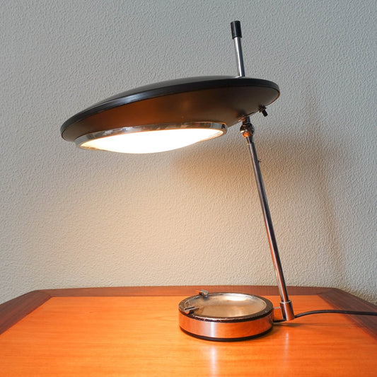 Table Lamp Model 567 by Oscar Torlasco for Lumi Milano