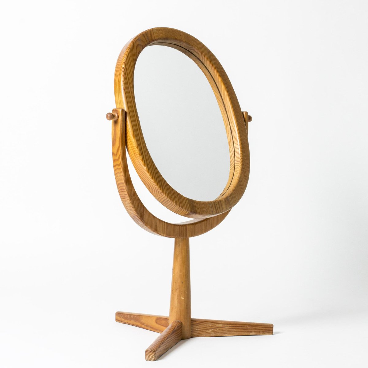 Table Mirror by Erik Höglund