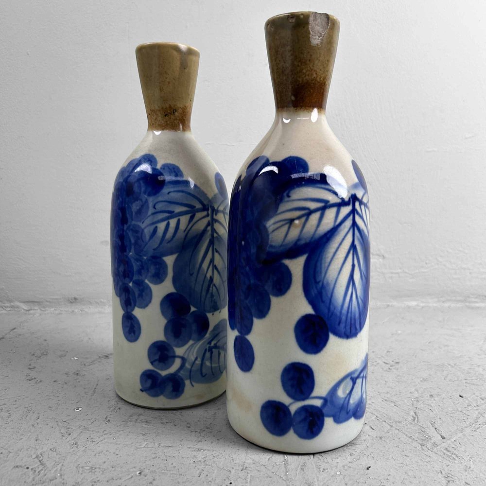 Taisho Porcelain Sake Pouring Bottles (Tokkuri Tokuri), Japan, 1920s, Set of 2-DWL-1786507