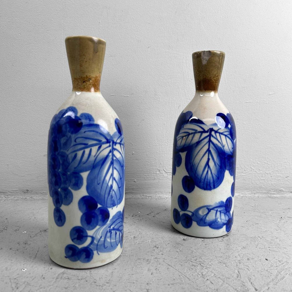 Taisho Porcelain Sake Pouring Bottles (Tokkuri Tokuri), Japan, 1920s, Set of 2-DWL-1786507