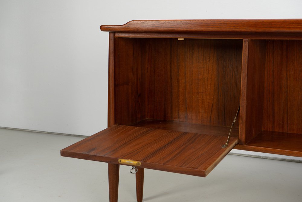 Teak Desk by Göran Strand for Lelångs Möbelfabrik, Sweden