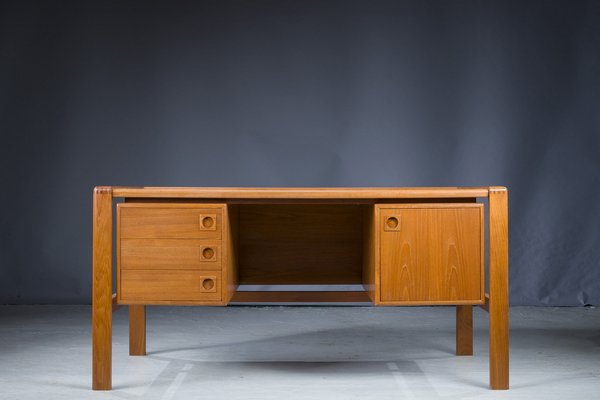 Teak Desk by H.P. Hansen, Denmark, 1960s-ZZH-1366708