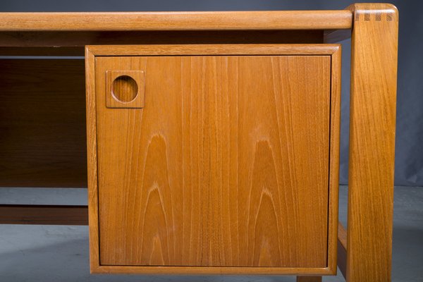 Teak Desk by H.P. Hansen, Denmark, 1960s-ZZH-1366708