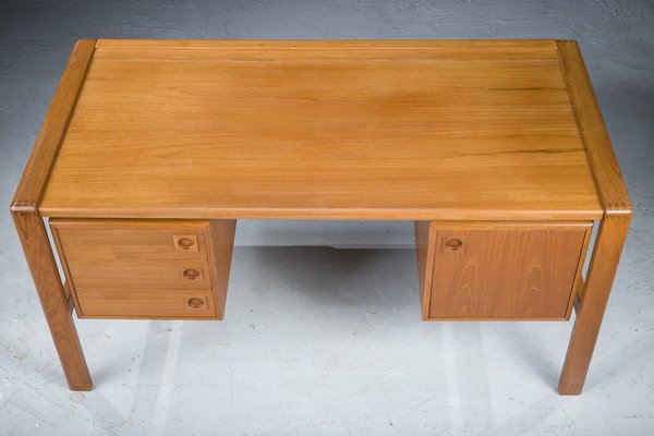 Teak Desk by H.P. Hansen, Denmark, 1960s-ZZH-1366708