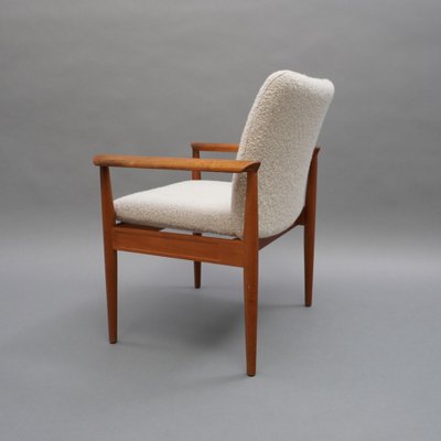 Teak Diplomat Chair in White Bouclé Fabric by Finn Juhl for France & Son-RST-1262729