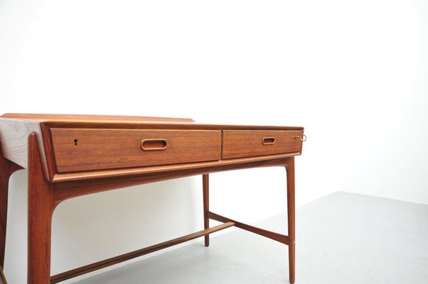 Teak Model 200 Desk by Svend Åge Madsen for Sigurd Hansens, 1960s-ZE-1369113