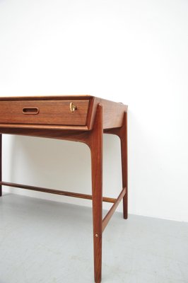 Teak Model 200 Desk by Svend Åge Madsen for Sigurd Hansens, 1960s-ZE-1369113