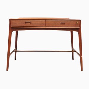 Teak Model 200 Desk by Svend Åge Madsen for Sigurd Hansens, 1960s-ZE-1369113