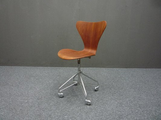 Teak Office Chair by Arne Jacobsen for Fritz Hansen, 1964s-UG-1757984