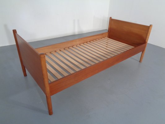 Teak Single Bed by Børge Mogensen for Søborg Møbelfabrik, 1960s-RDW-705942