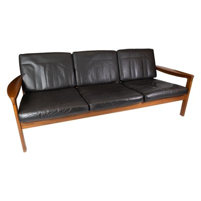 Teak Three Seater Sofa Upholstered with Black Leather by Arne Vodder for Komfort-UY-911727