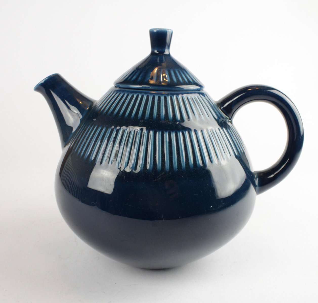 Teddy Teapot by Hertha Bengtson