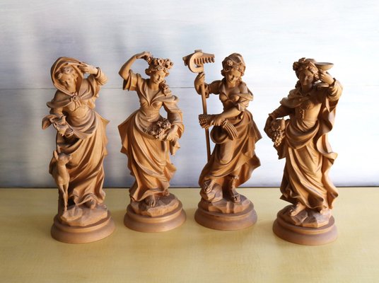 The Four Seasons Figurines in Maple Wood, Set of 4-IYX-1771171