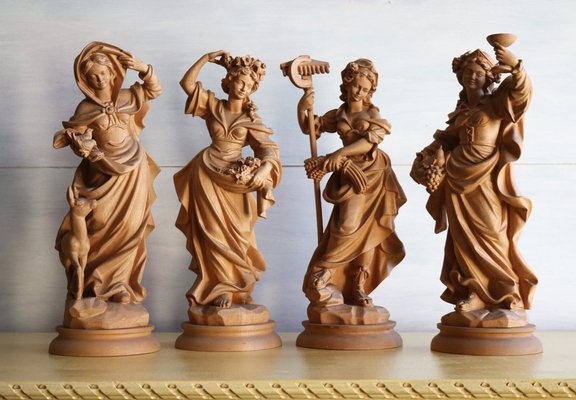 The Four Seasons Figurines in Maple Wood, Set of 4-IYX-1771171