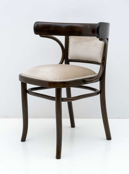 Thonet Chair with Curved Wooden Armrests, Austria, 1920s