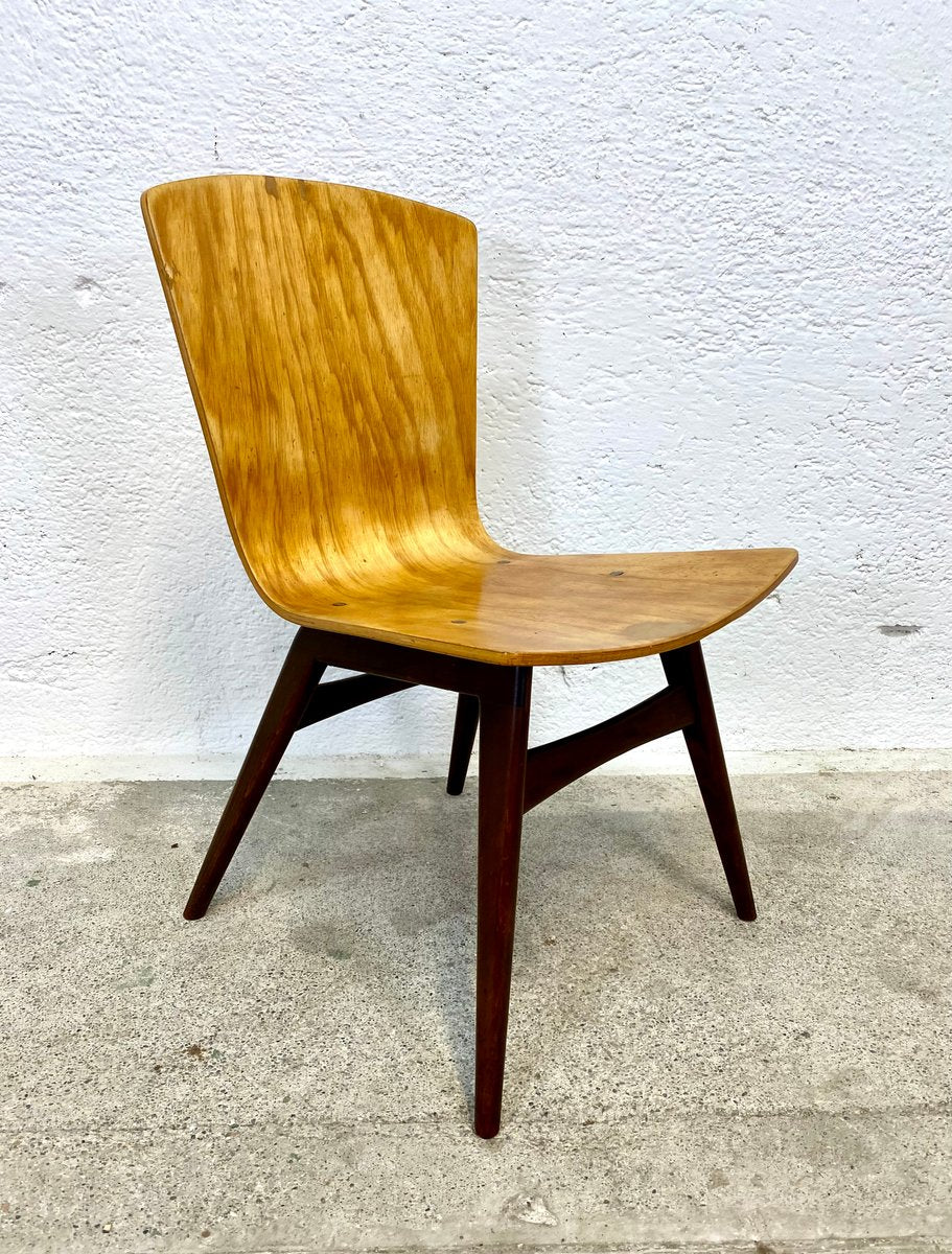 Thonet Curved Chair 667 by Eddie Harlis, 1950s