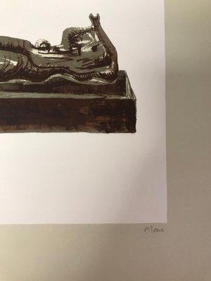 Three Reclining Figures on Pedestals - Original Lithograph by Henry Moore - 1976 1976-ZCI-756344