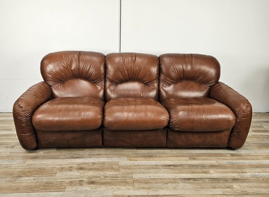 Three-Seater Club Sofa in Brown Leather, 1970-ZUW-2015969