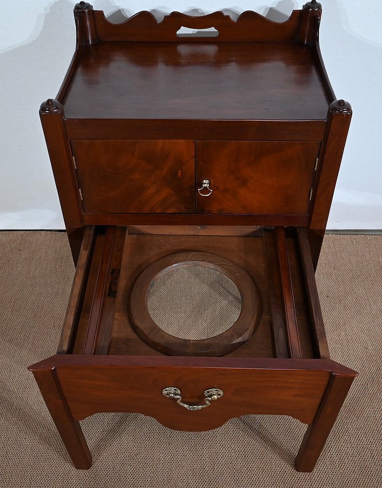 Travel Cabinet in Solid Mahogany, Late 18th Century