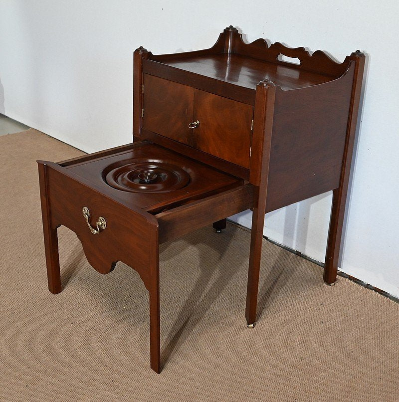 Travel Cabinet in Solid Mahogany, Late 18th Century