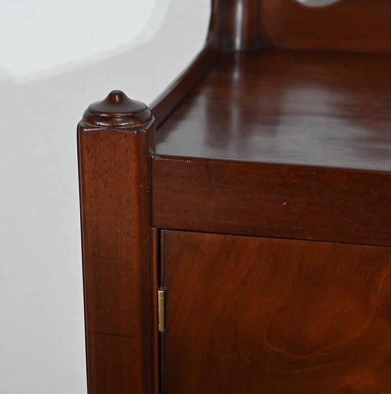 Travel Cabinet in Solid Mahogany, Late 18th Century