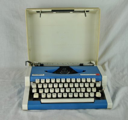 Traveler Typewriter from Olympia, 1970s-ROJ-726459