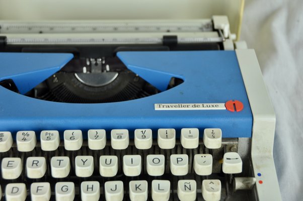 Traveler Typewriter from Olympia, 1970s-ROJ-726459