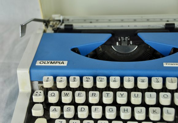 Traveler Typewriter from Olympia, 1970s-ROJ-726459