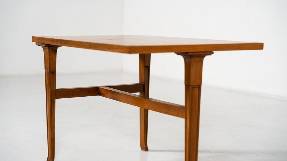 Tripod Coffee Table attributed to T.H. Robsjohn-Gibbings for Saridis