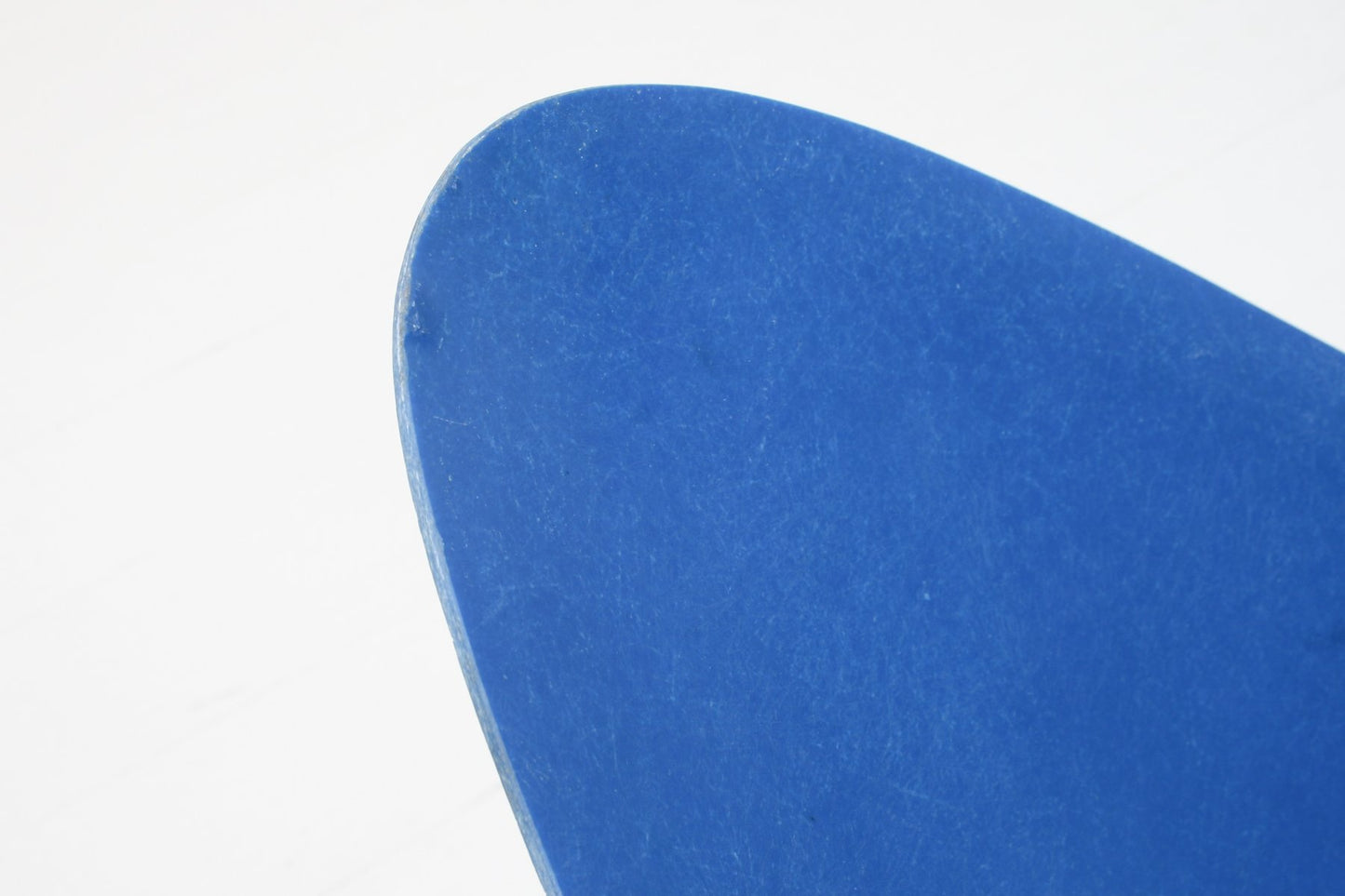 Tripod Fiberglass Armchair by Ed Mérat, 2000s