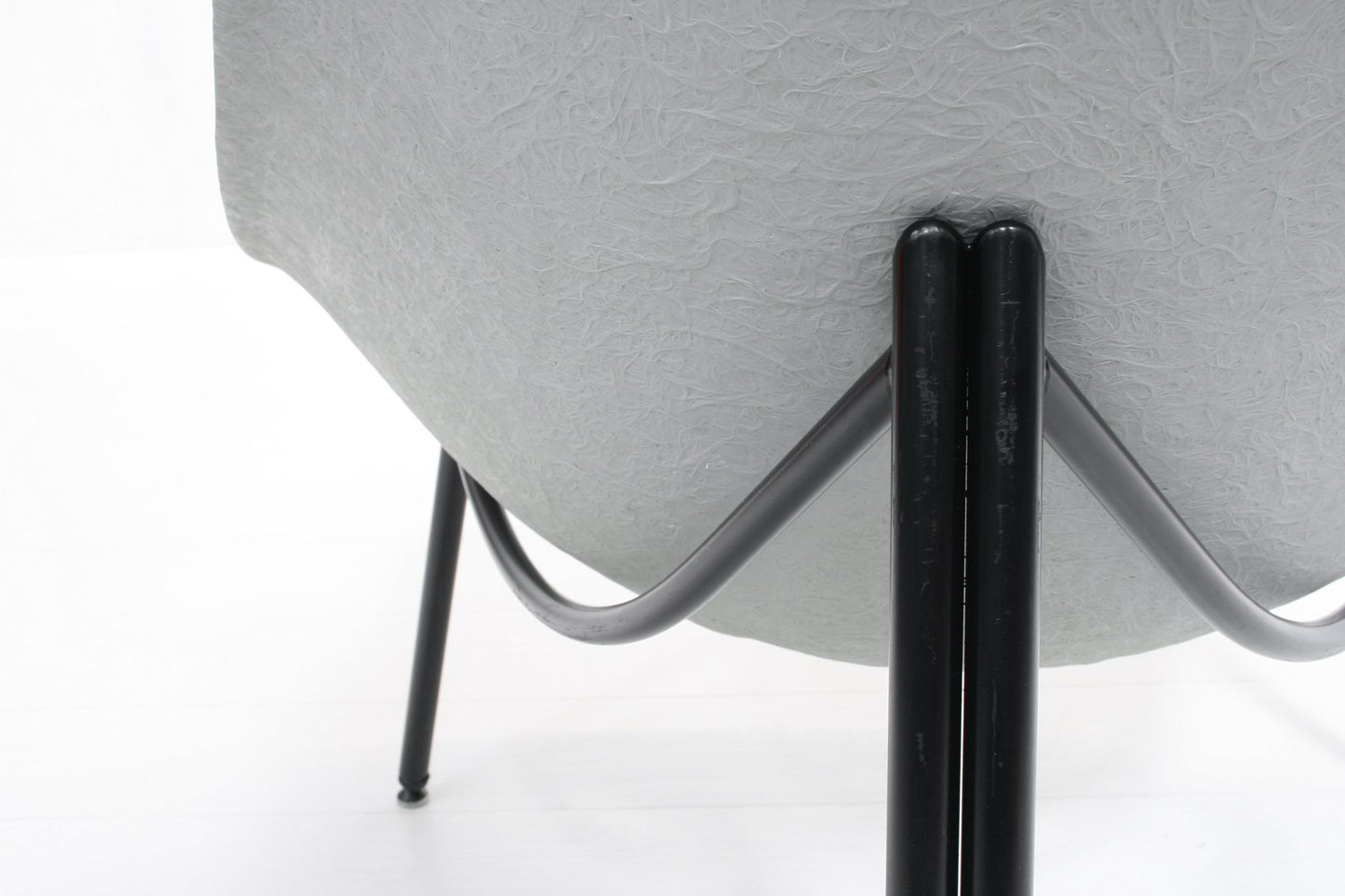 Tripod Grey Fiberglass Garden Lounge Chair attributed to Ed Mérat, 2000s