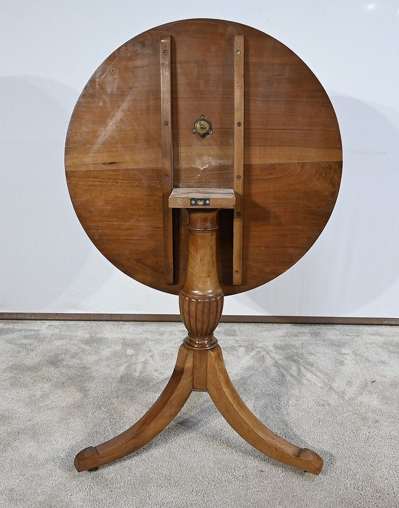 Tripod Side Table in Walnut, Early 19th Century